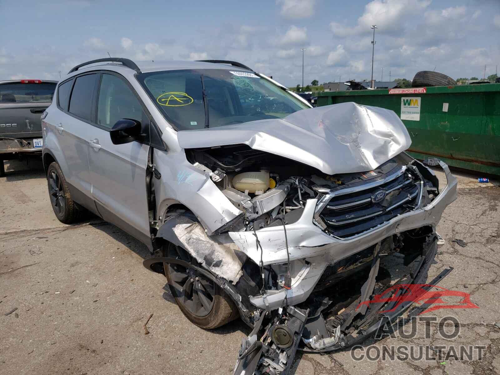 FORD ESCAPE 2017 - 1FMCU0GD8HUB41165