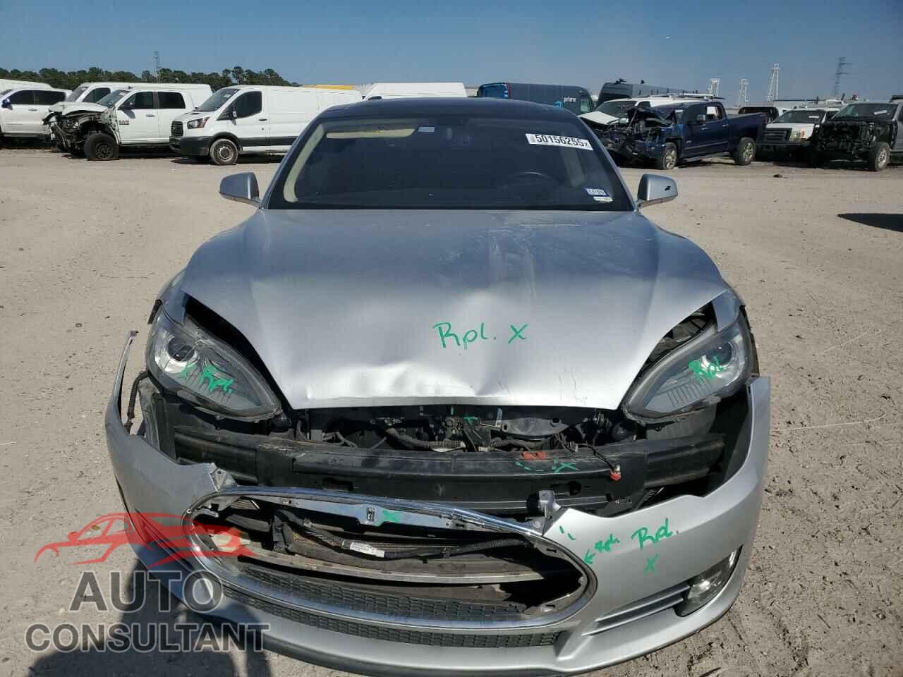 TESLA MODEL S 2013 - 5YJSA1CG3DFP08951
