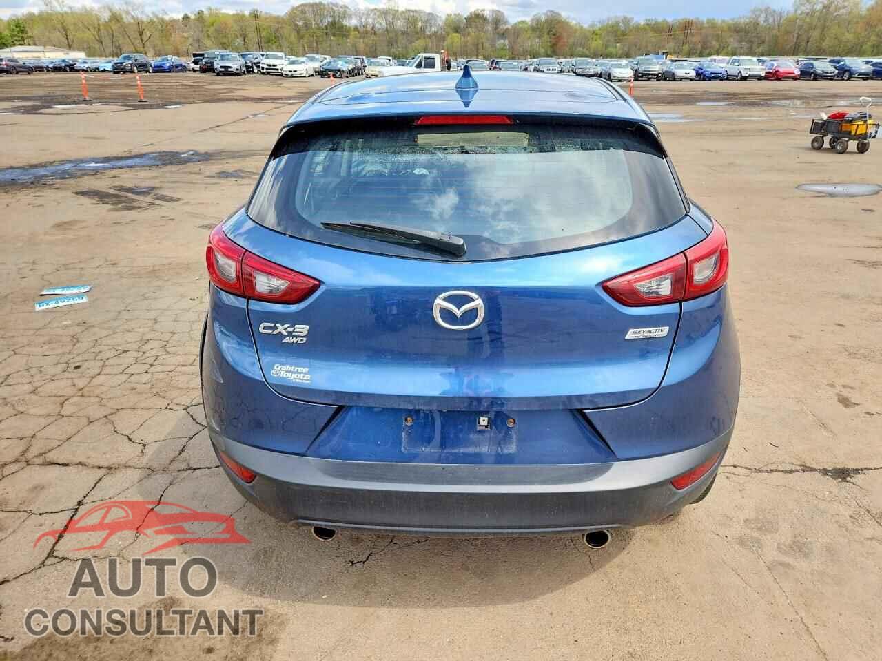 MAZDA CX-3 2018 - JM1DKFD70J0305926
