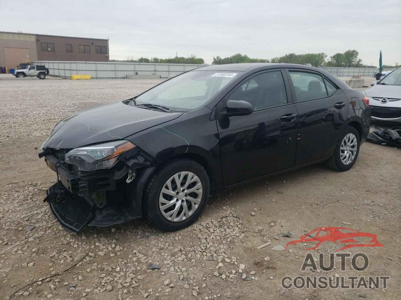 TOYOTA COROLLA 2018 - 5YFBURHEXJP834379