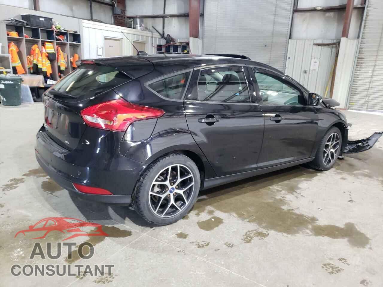 FORD FOCUS 2017 - 1FADP3M20HL336239
