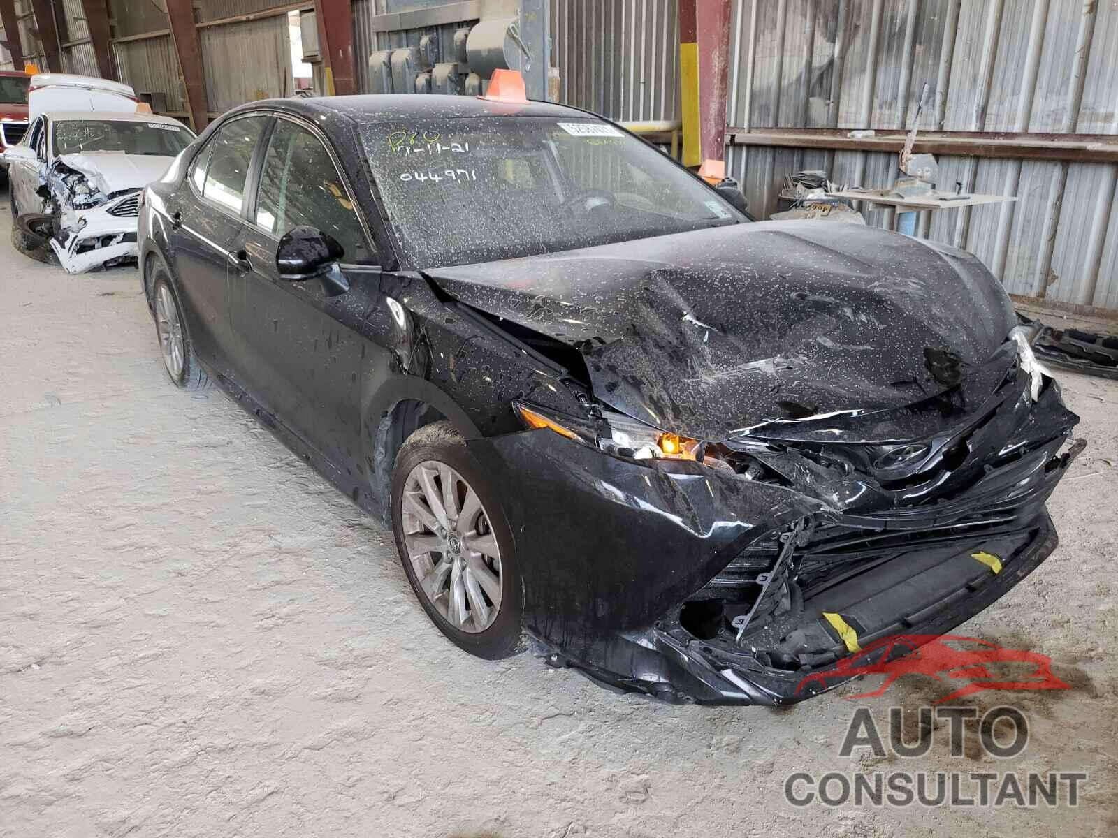 TOYOTA CAMRY 2018 - JTNB11HK6J3044971