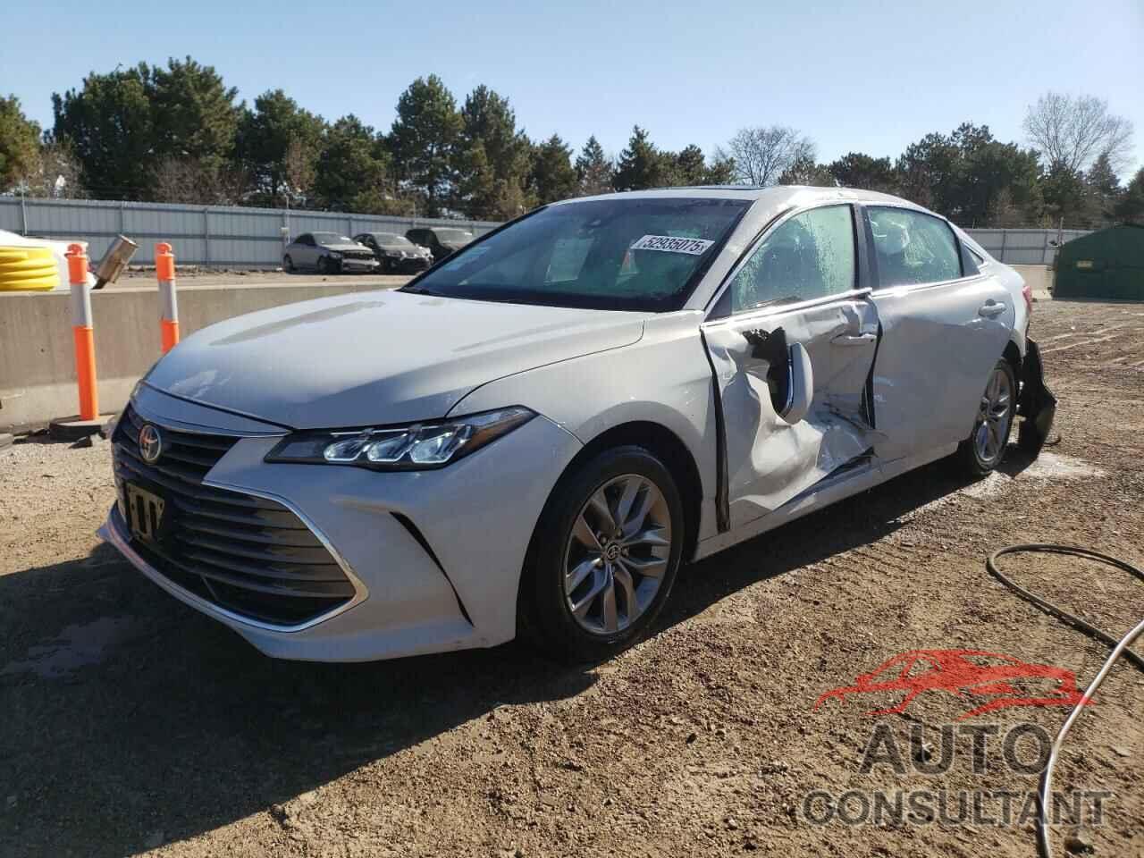 TOYOTA AVALON 2022 - 4T1AA1AB3NU013764