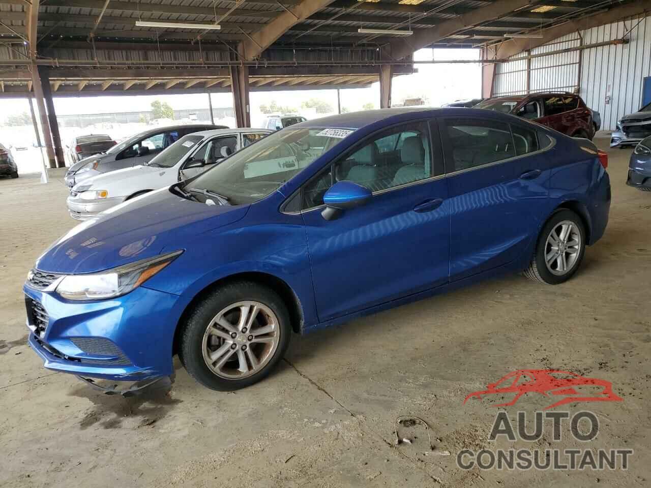 CHEVROLET CRUZE 2018 - 1G1BE5SM2J7141421