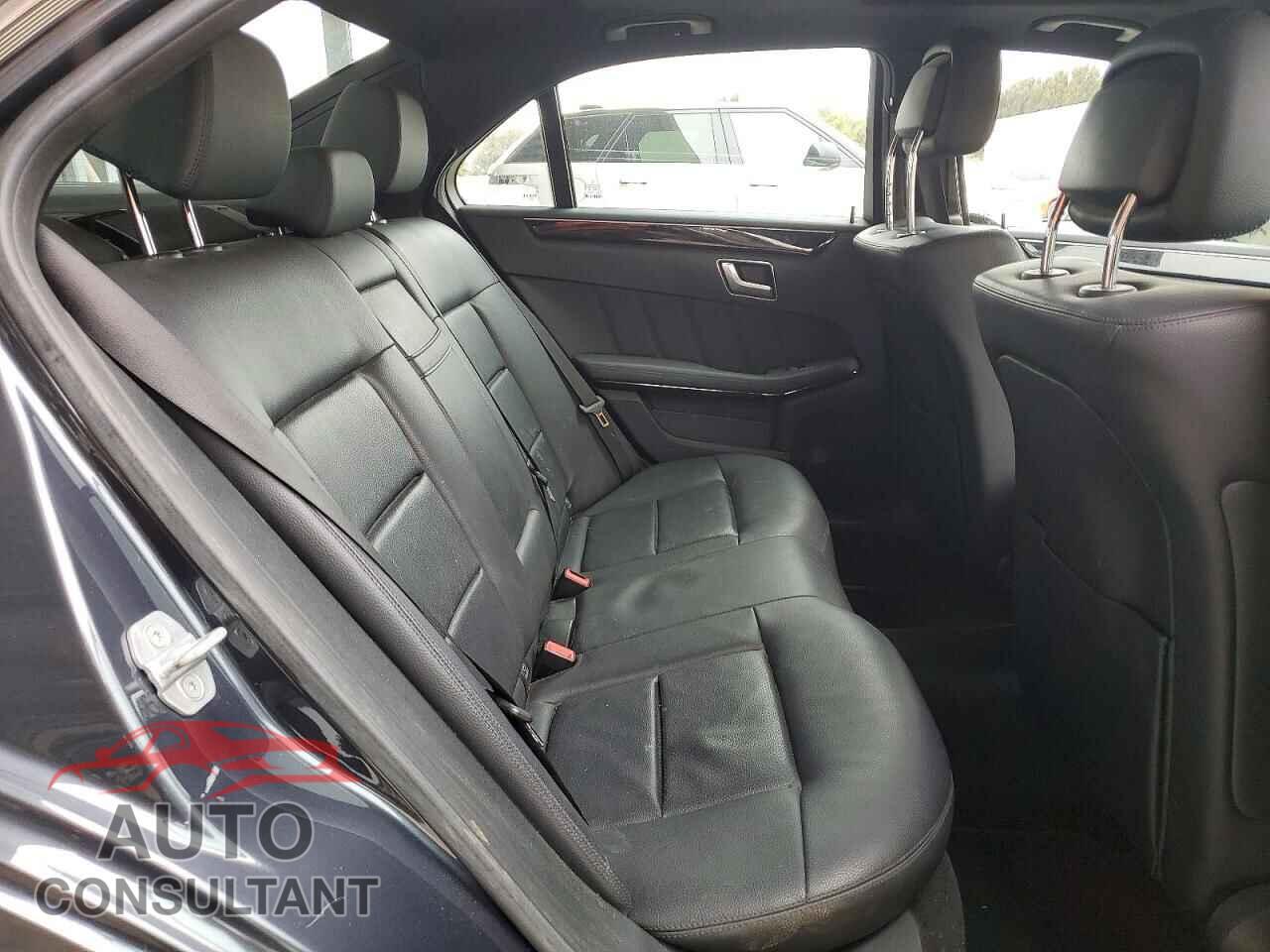 MERCEDES-BENZ E-CLASS 2012 - WDDHF5KB7CA582213