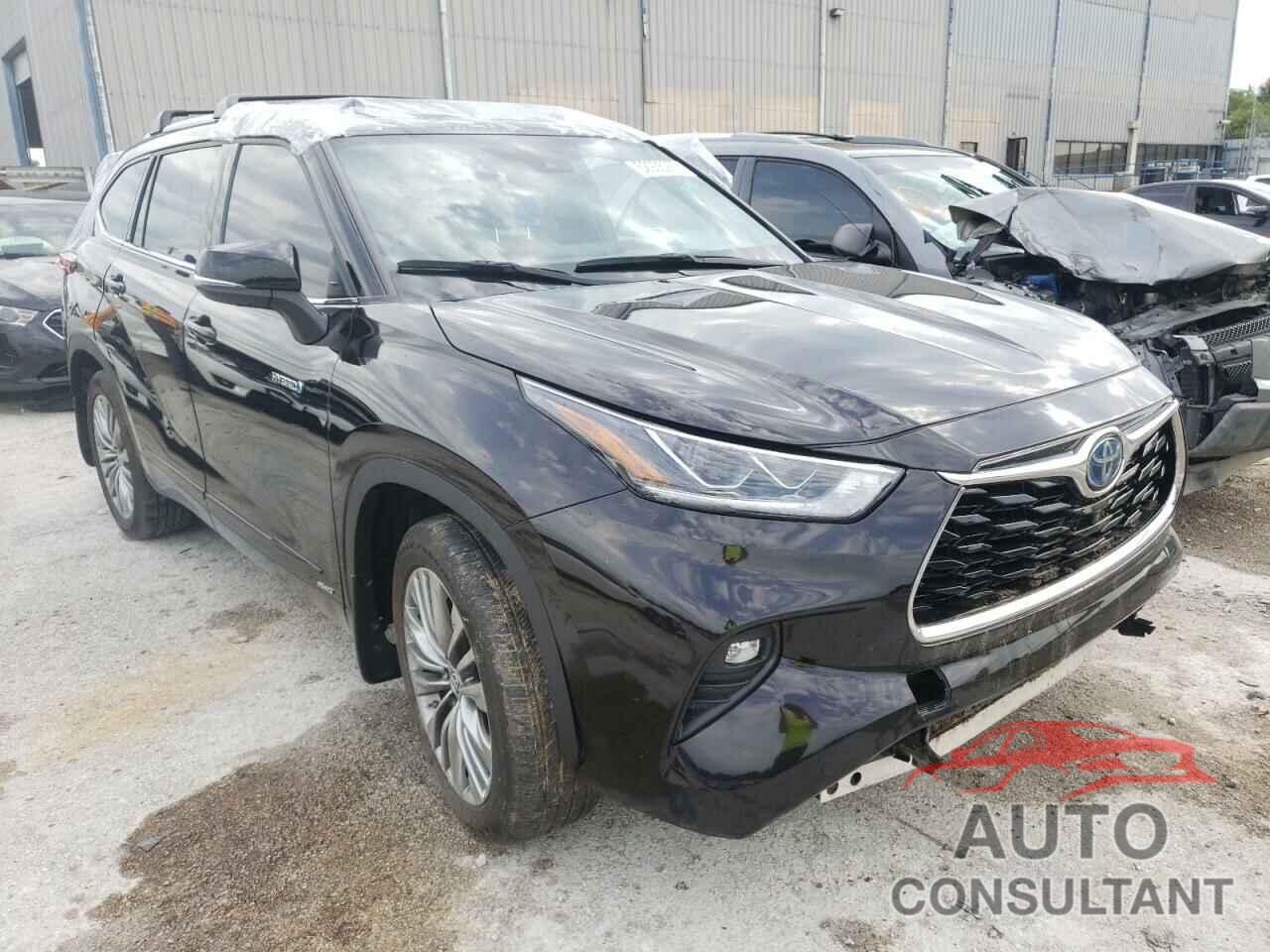 TOYOTA HIGHLANDER 2020 - 5TDEBRCH0LS013998