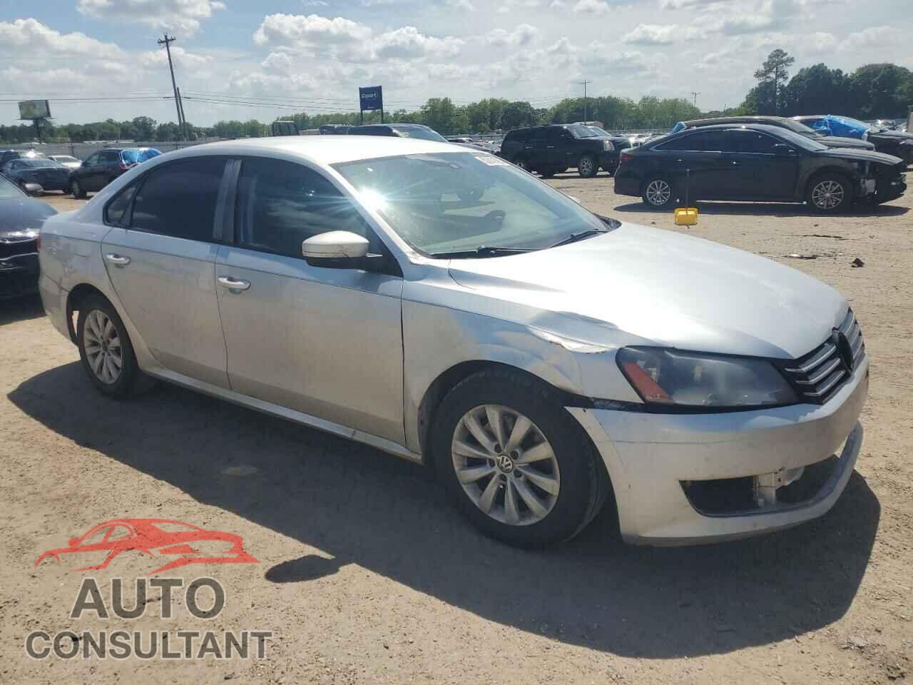 VOLKSWAGEN PASSAT 2013 - 1VWAH7A34DC089975
