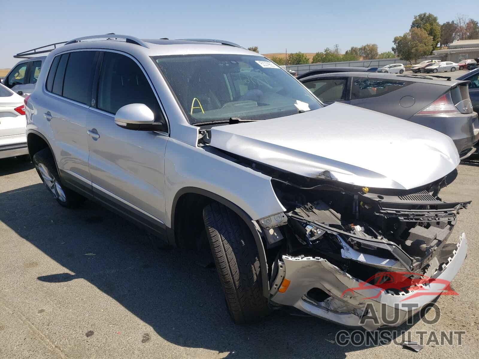 VOLKSWAGEN TIGUAN 2017 - WVGRV7AX9HW500515
