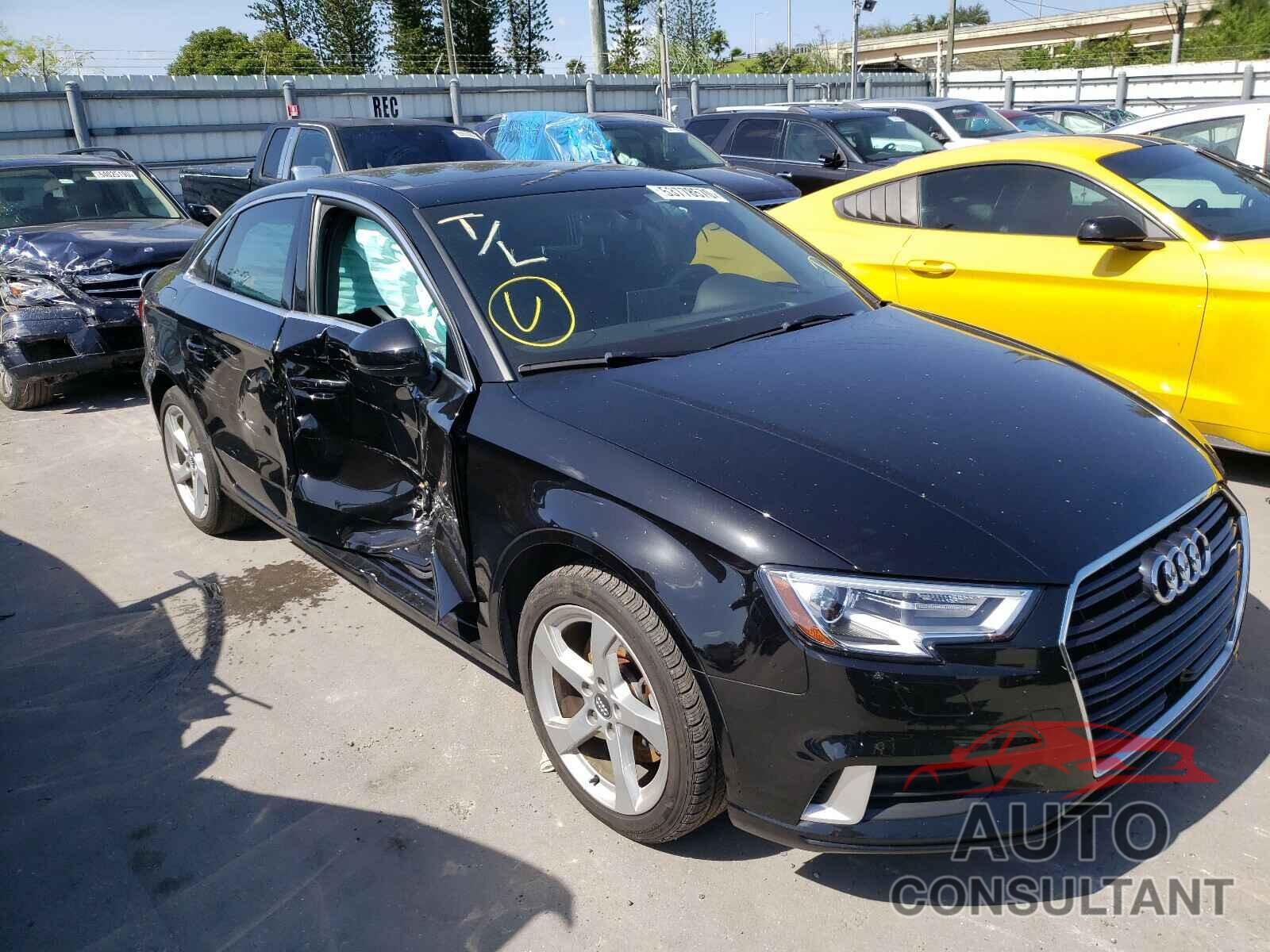 AUDI A3 2019 - WAUAUGFF0K1011460