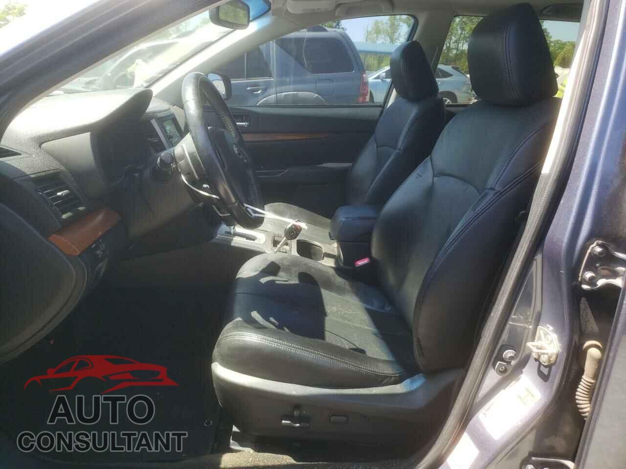 SUBARU OUTBACK 2014 - 4S4BRBLC1E3326018