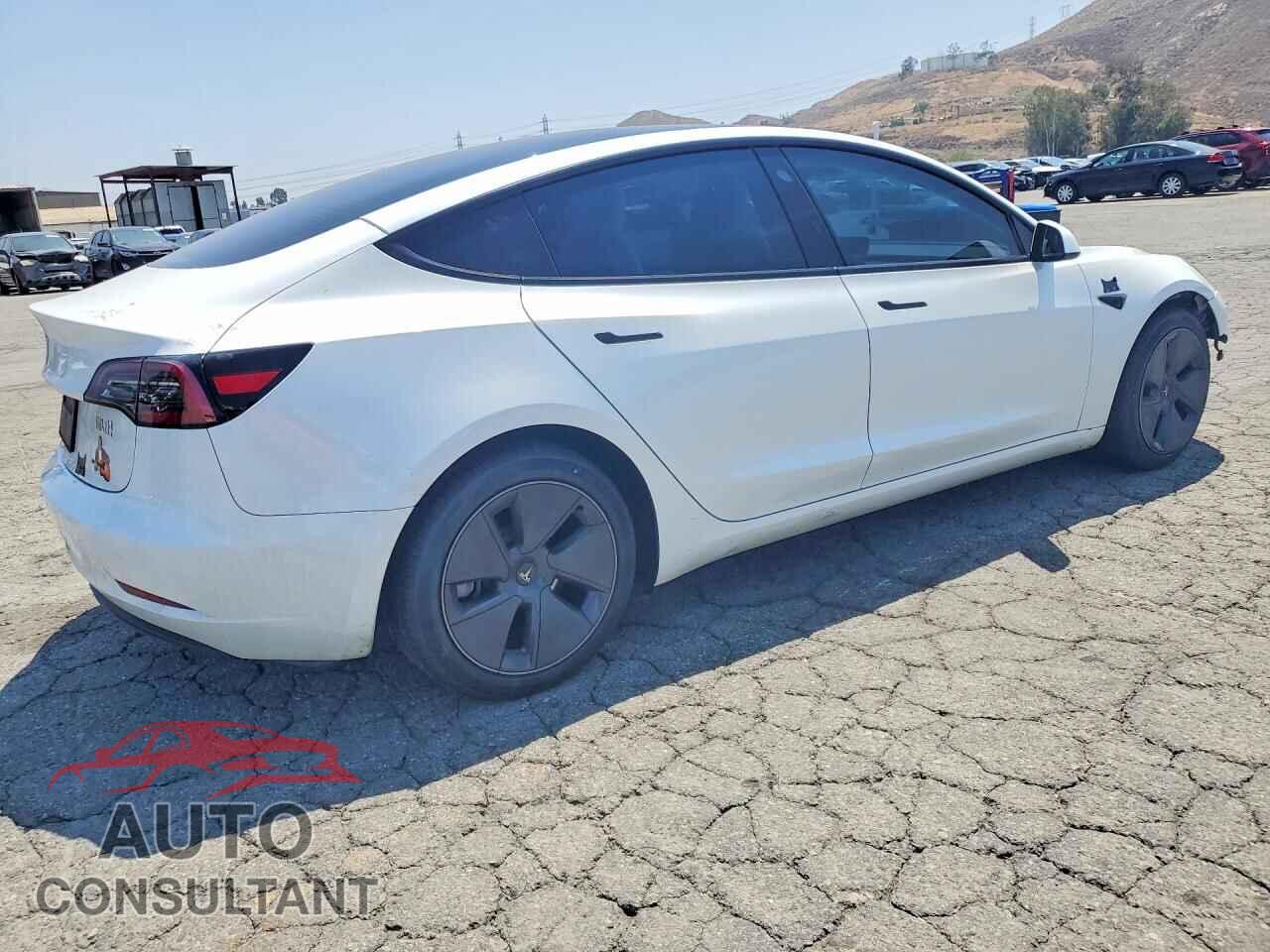 TESLA MODEL 3 2023 - 5YJ3E1EA1PF687359