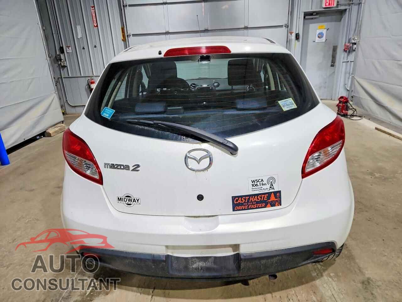 MAZDA 2 2014 - JM1DE1KY7E0181584