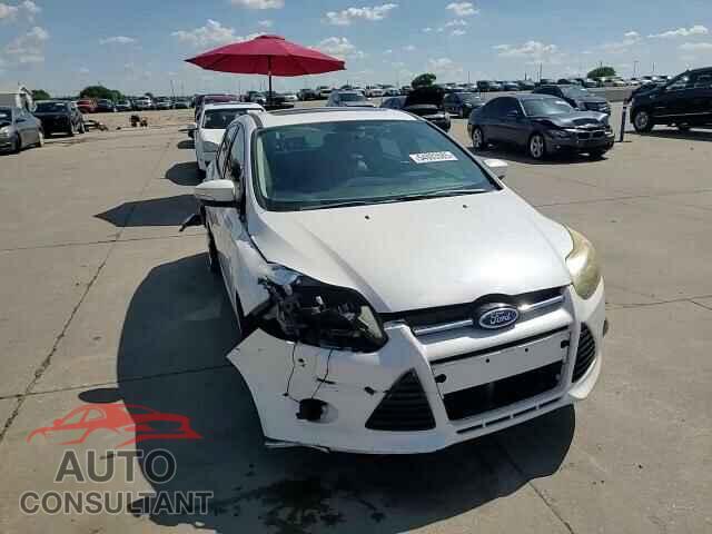 FORD FOCUS 2014 - 1FADP3N24EL330177