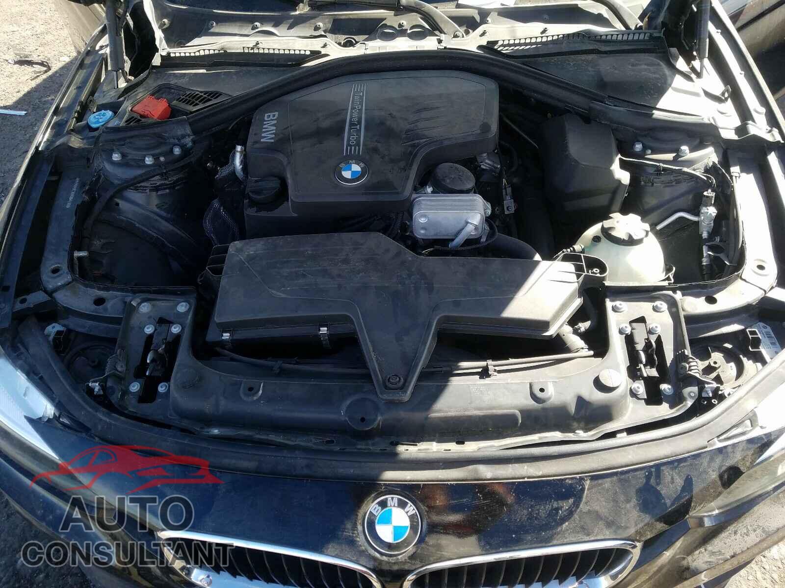 BMW 3 SERIES 2017 - WBA8A9C38HK864530