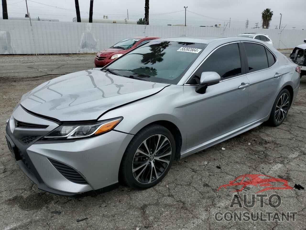 TOYOTA CAMRY 2018 - 4T1B11HK7JU078654