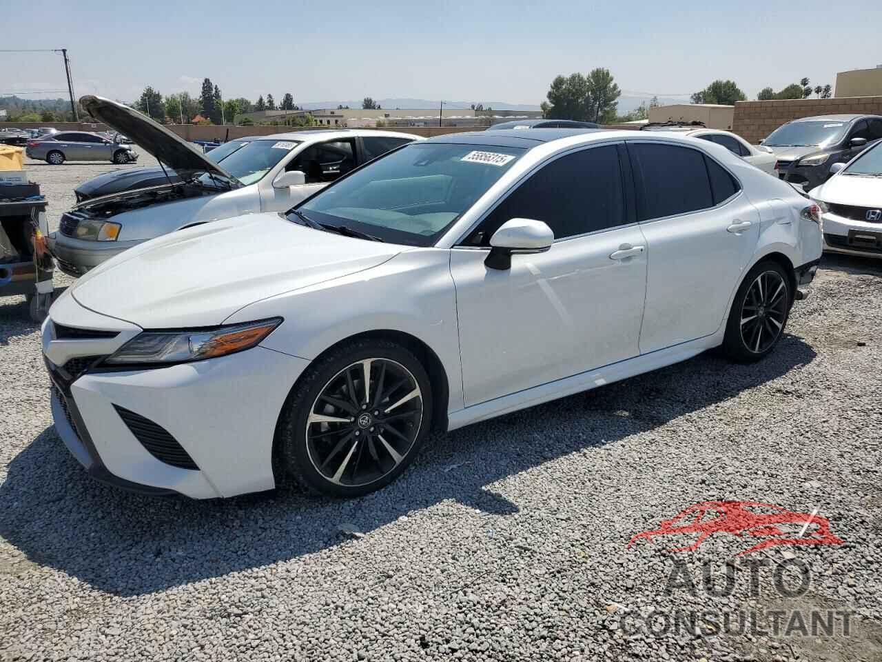 TOYOTA CAMRY 2019 - 4T1B61HK3KU682883