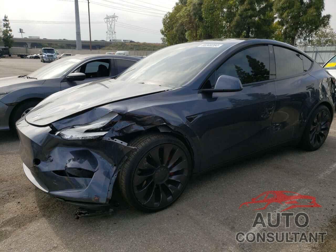 TESLA MODEL Y 2021 - 5YJYGDEF6MF098039