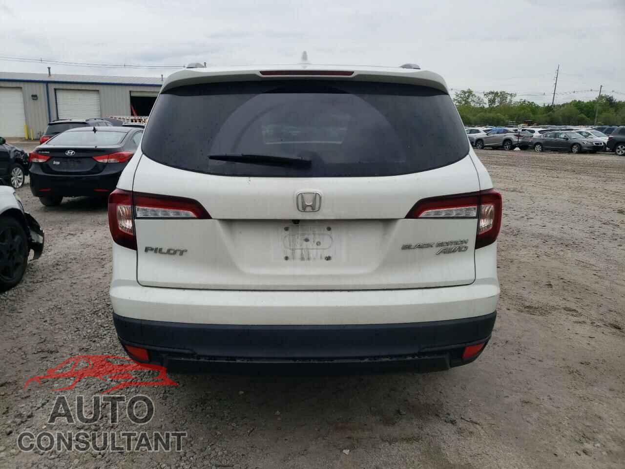 HONDA PILOT 2021 - 5FNYF6H76MB035705