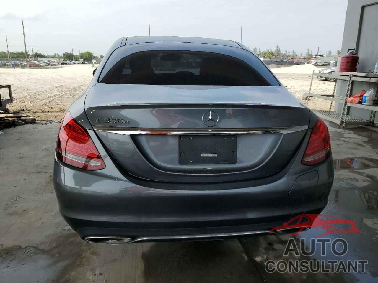 MERCEDES-BENZ 170-CLASS 2018 - 55SWF4HB3JU243499