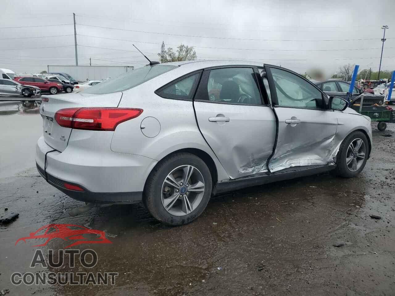 FORD FOCUS 2017 - 1FADP3FE2HL339988