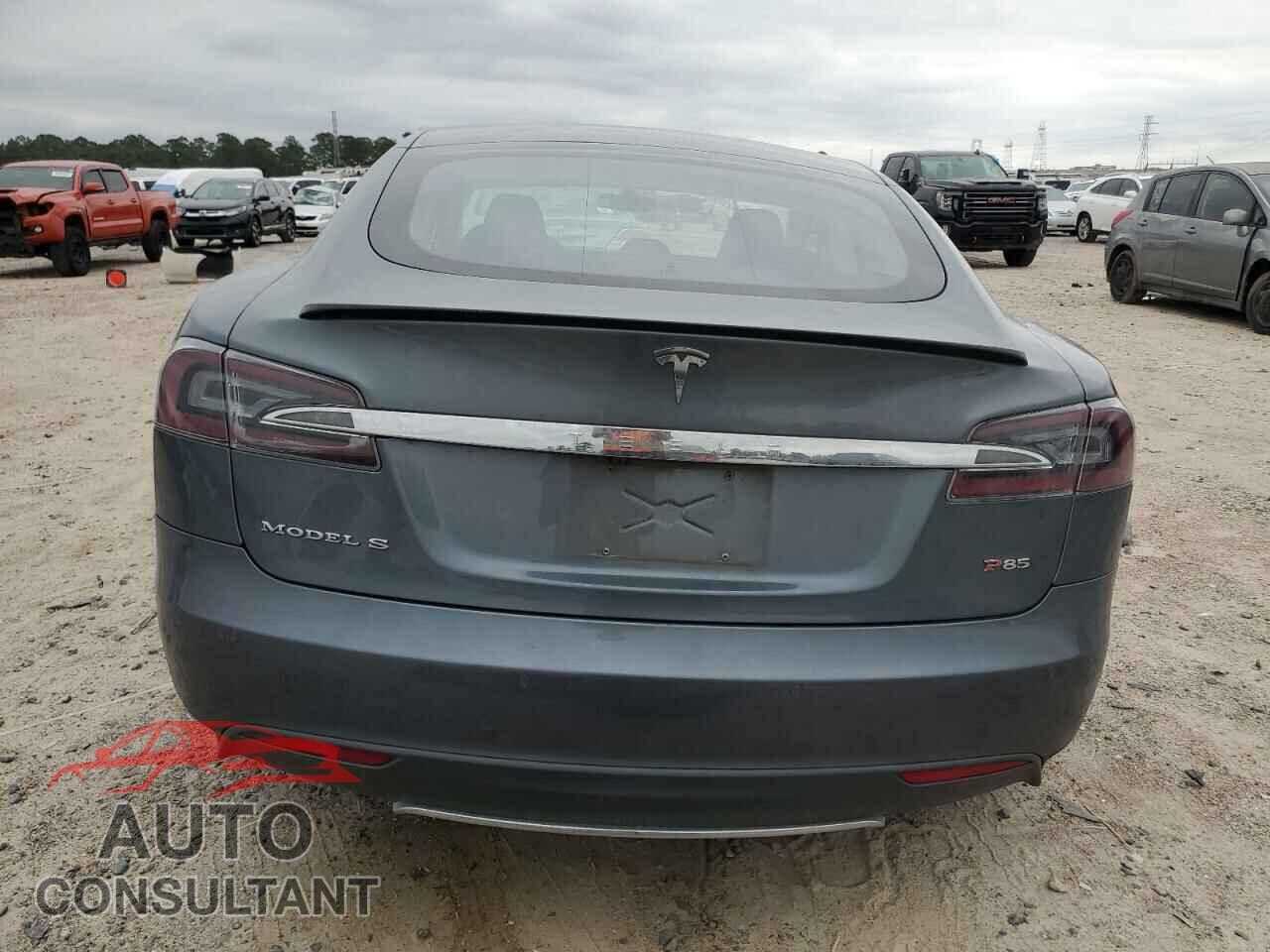 TESLA MODEL S 2013 - 5YJSA1CP6DFP22018