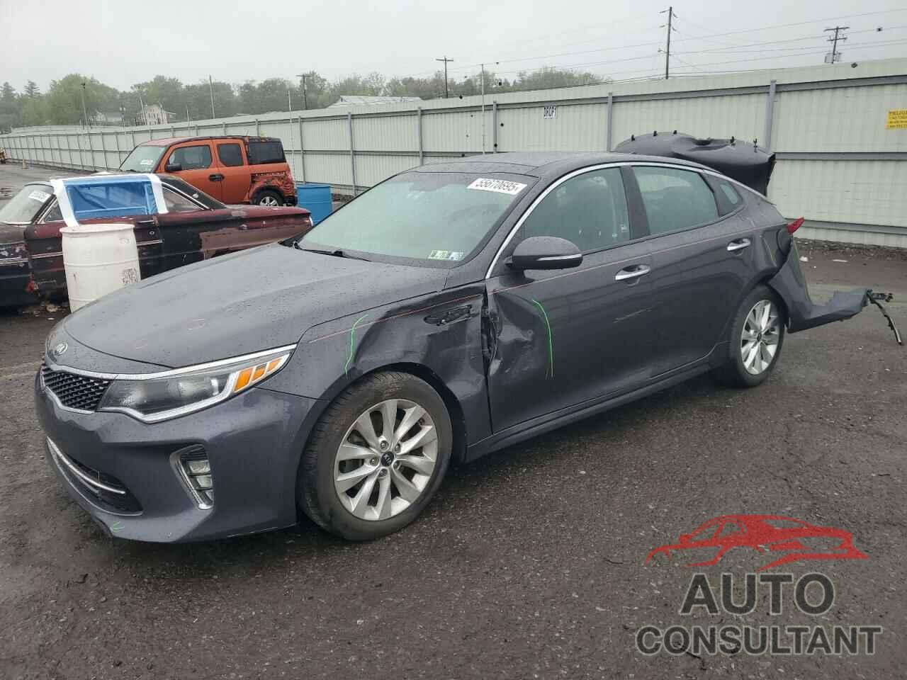 KIA OPTIMA 2018 - 5XXGT4L30JG189588
