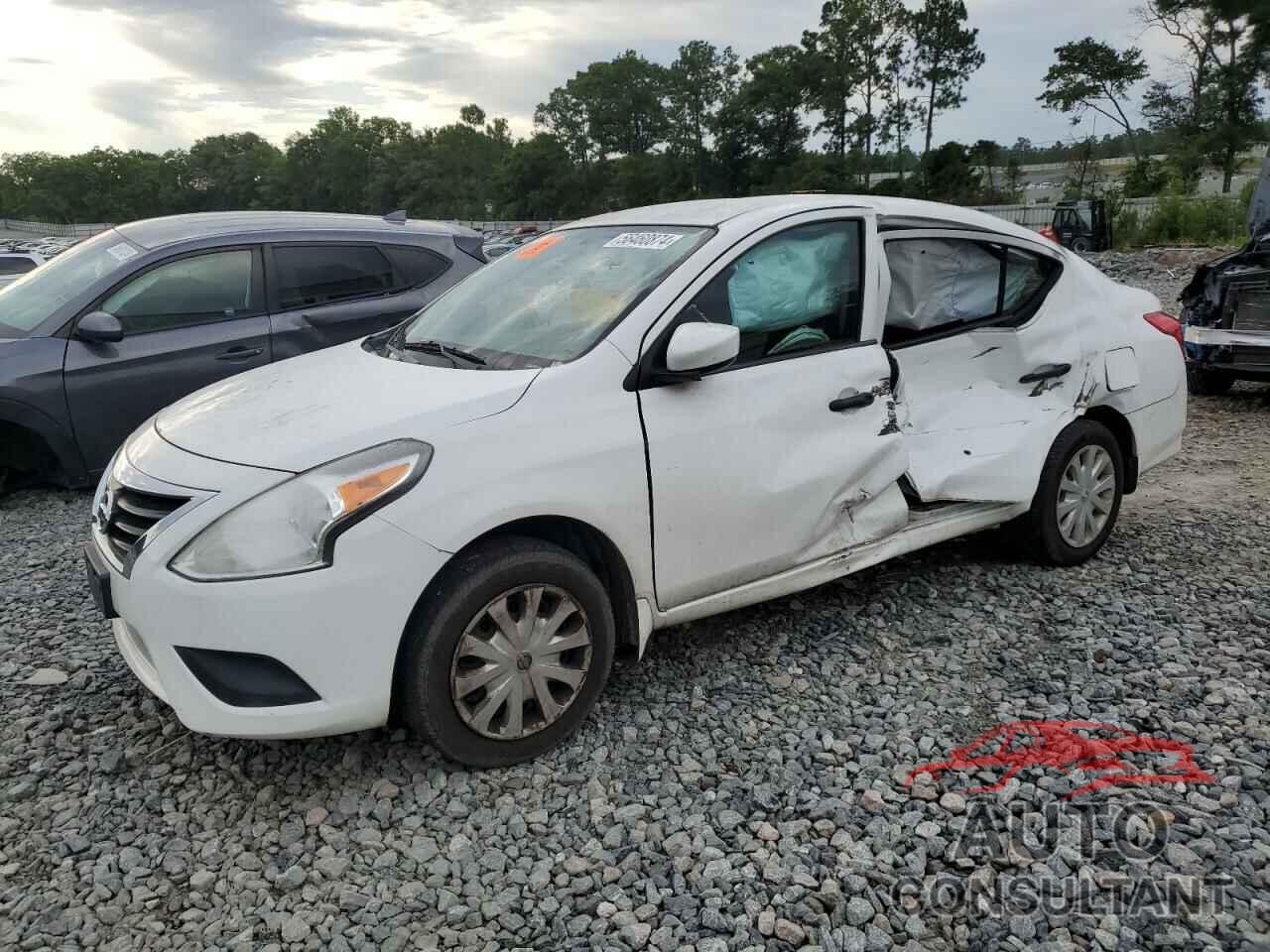 NISSAN VERSA 2016 - 3N1CN7AP8GL855323