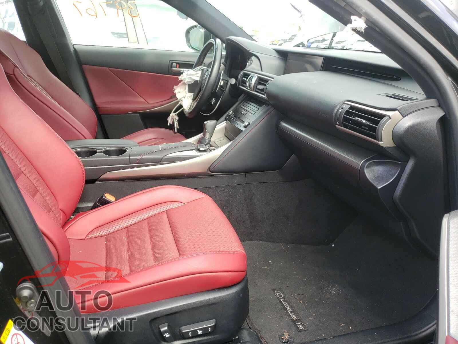 LEXUS IS 2017 - JTHBA1D2XH5048996