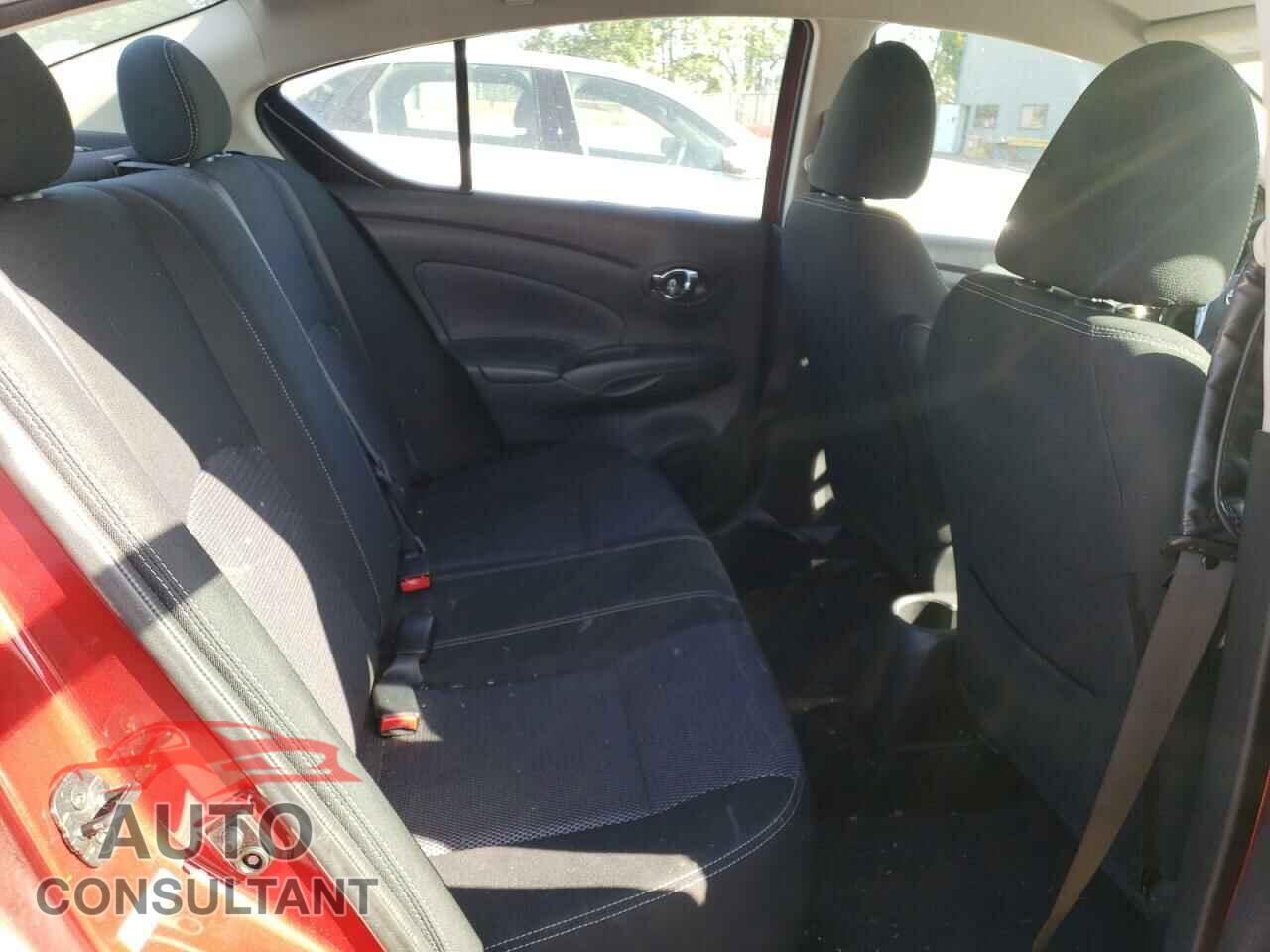 NISSAN VERSA 2017 - 3N1CN7AP3HL870152