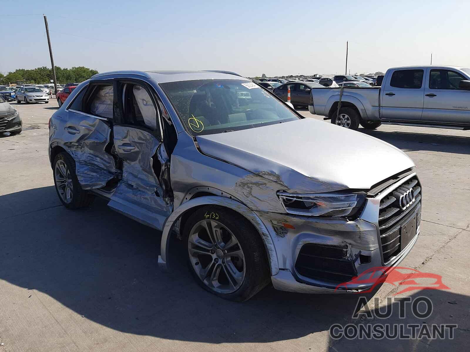 AUDI Q3 2017 - WA1HCCFS4HR000878