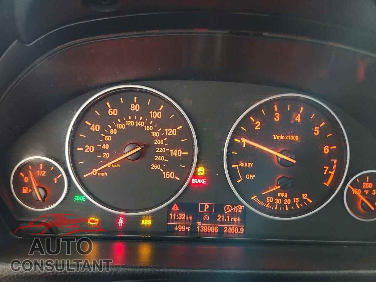 BMW 3 SERIES 2016 - WBA8E1G53GNU10023