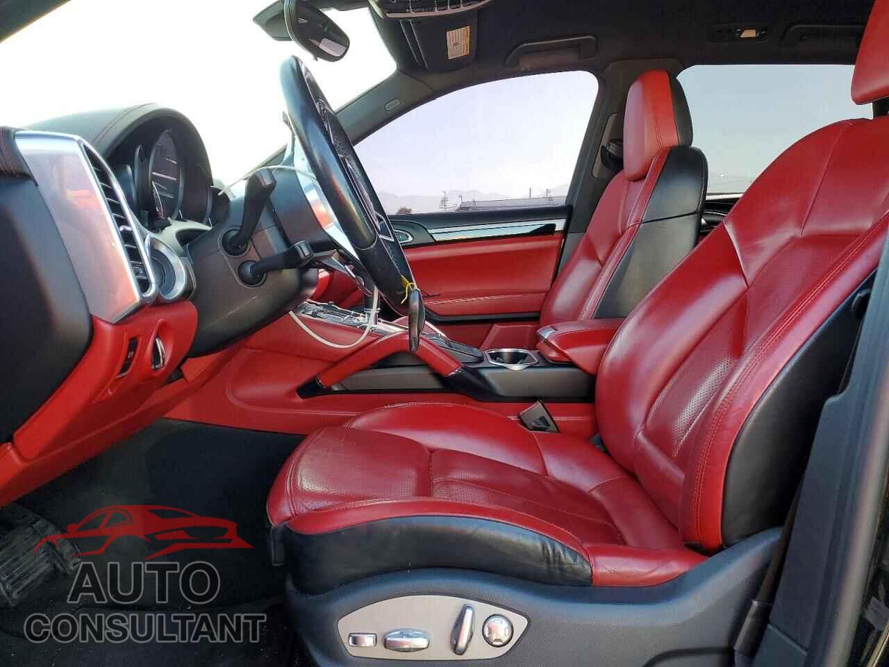 PORSCHE CAYENNE 2016 - WP1AA2A22GLA09741