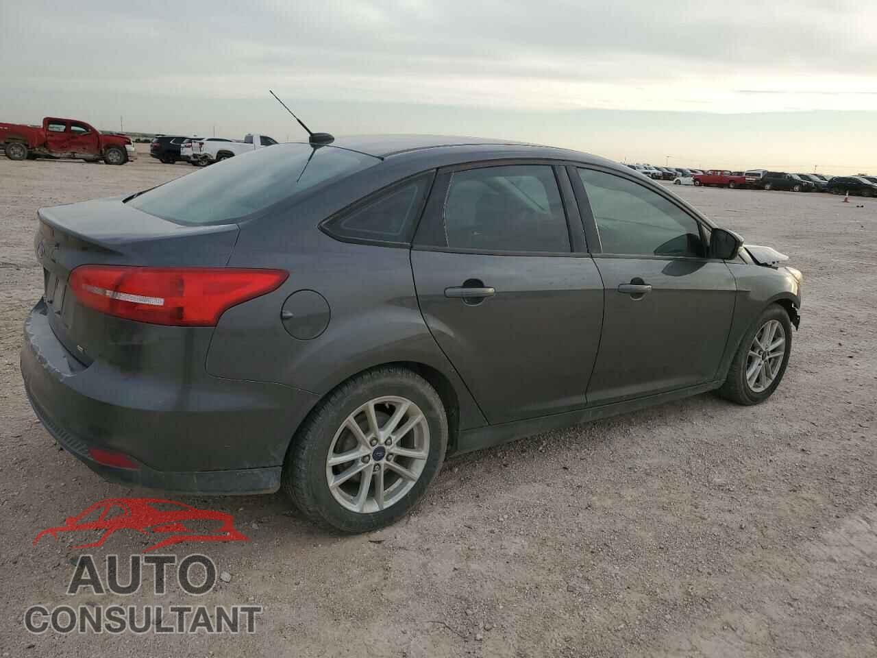 FORD FOCUS 2015 - 1FADP3F2XFL319216