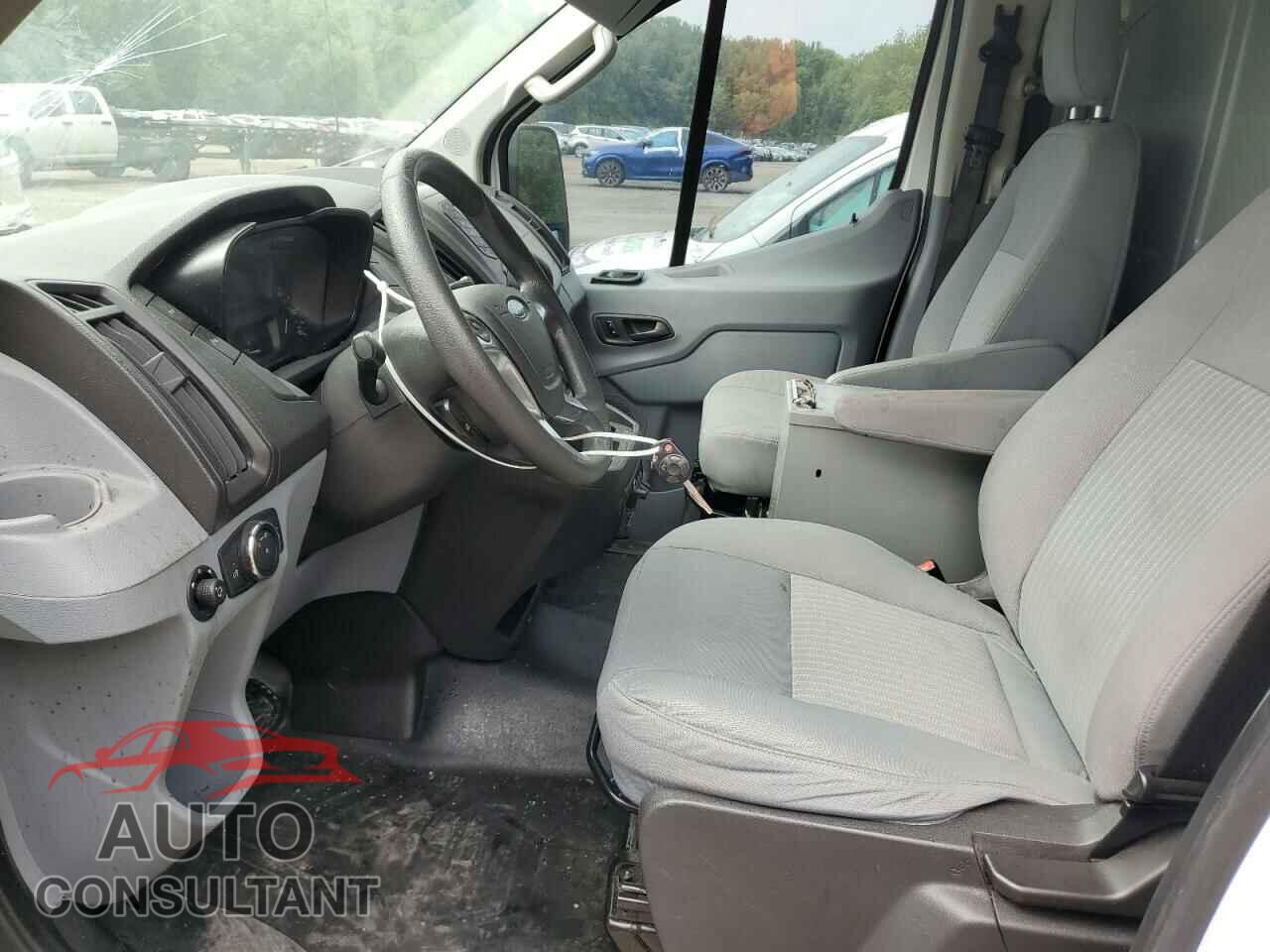 FORD TRANSIT 2017 - 1FTYR2YM2HKB51983