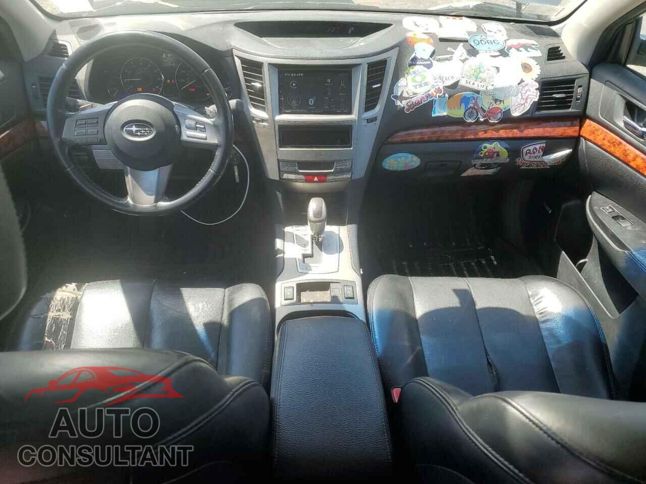 SUBARU OUTBACK 2011 - 4S4BRBLC2B3333538