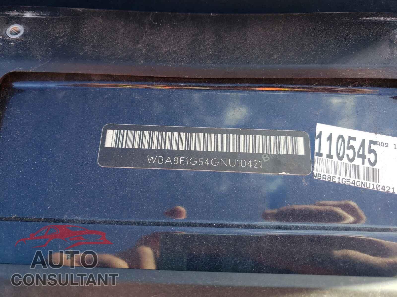 BMW 3 SERIES 2016 - WBA8E1G54GNU10421