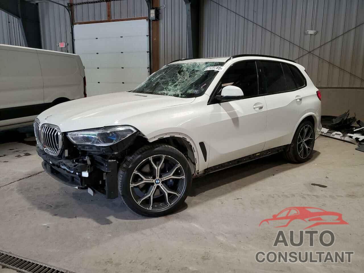 BMW X5 2021 - 5UXCR6C01M9G56471