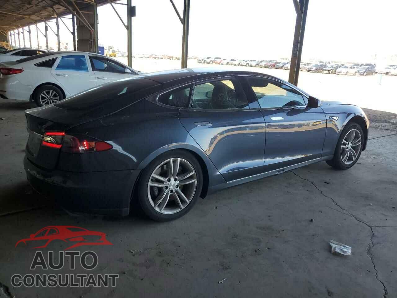 TESLA MODEL S 2016 - 5YJSA1E15GF131448
