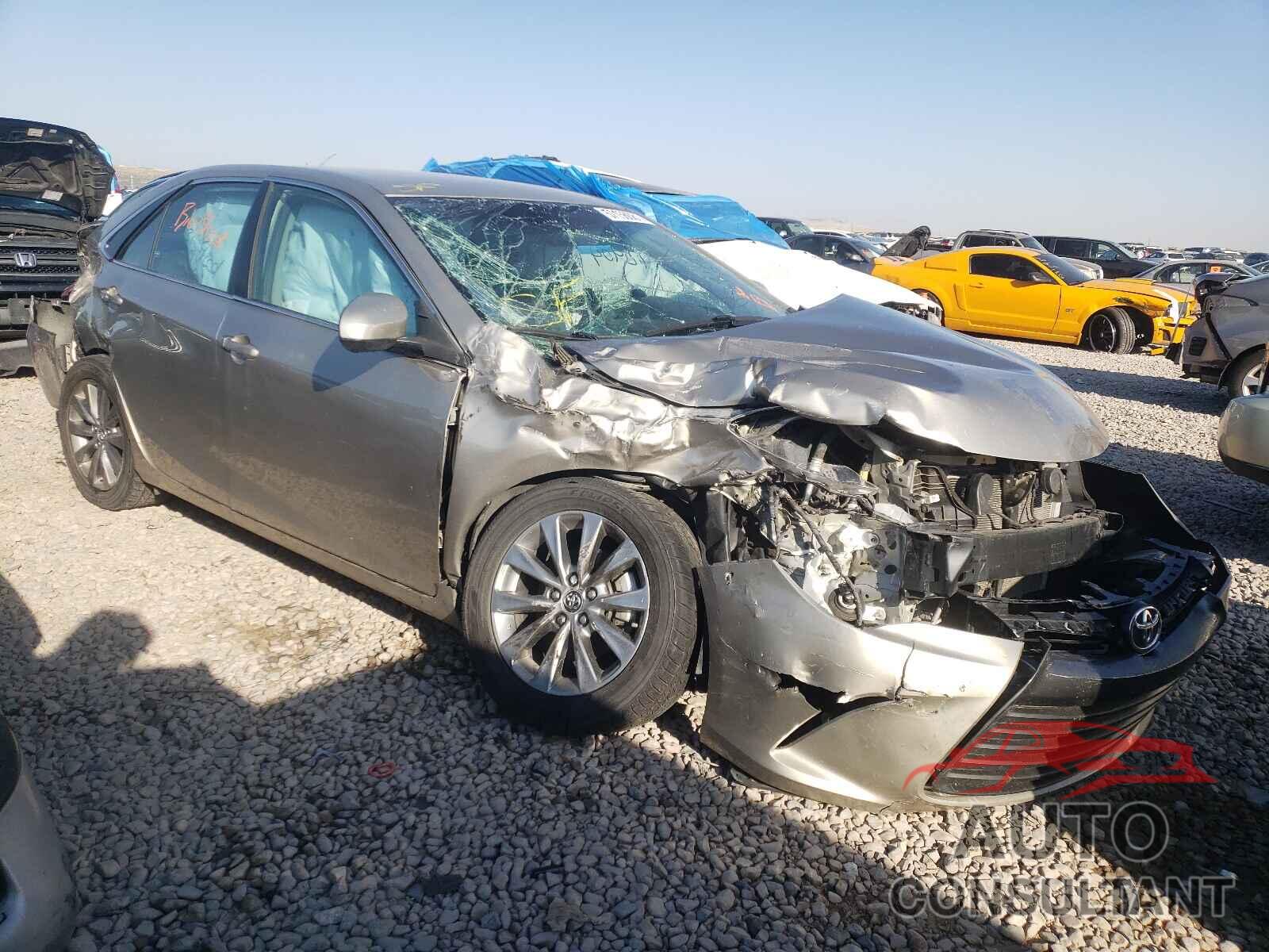 TOYOTA CAMRY 2016 - 4T4BF1FK8GR543946