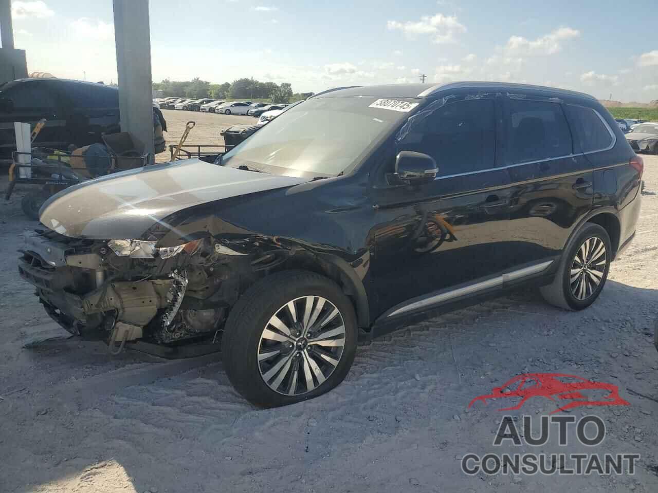 MITSUBISHI OUTLANDER 2019 - JA4AD3A3XKZ035883