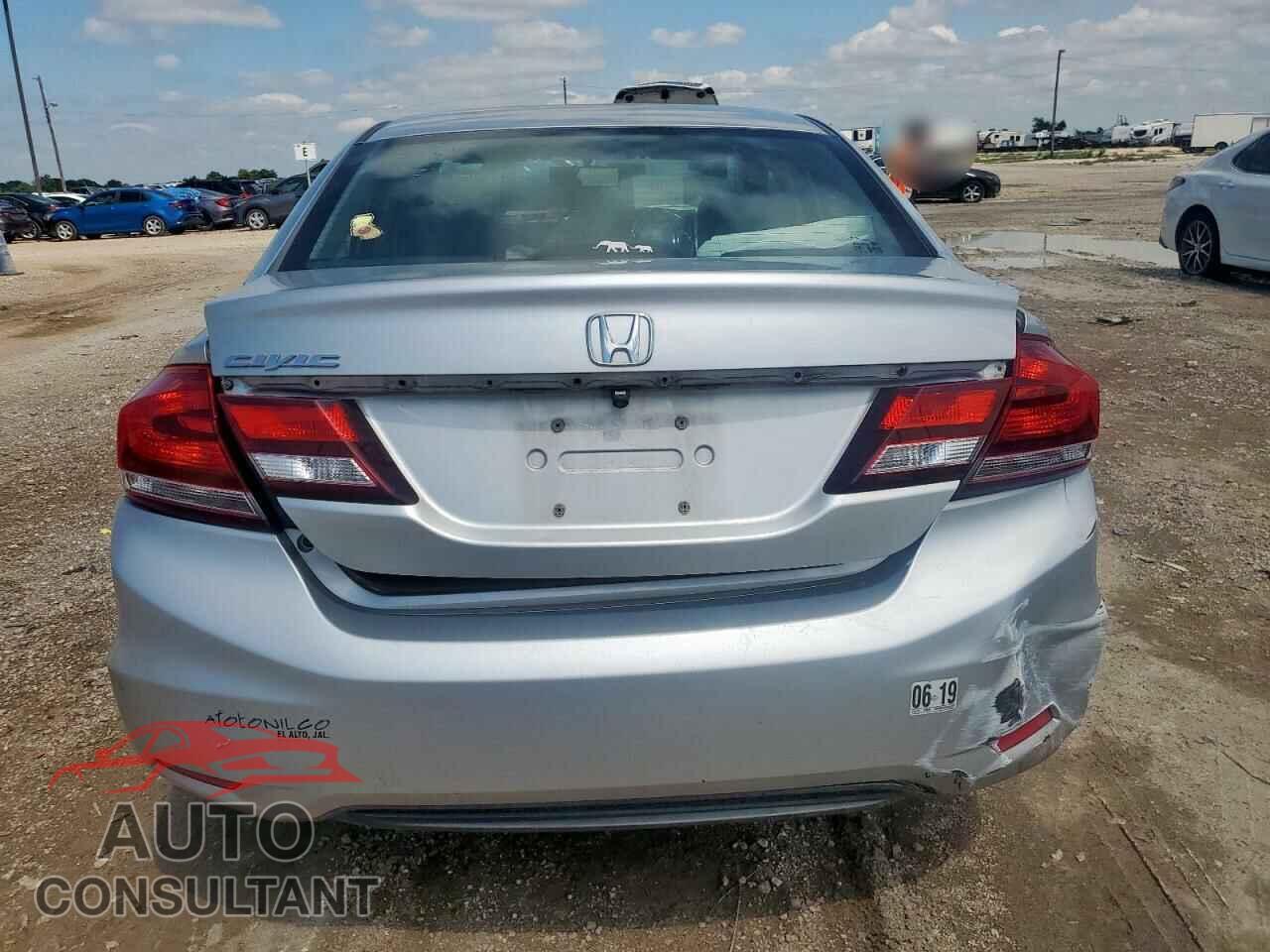 HONDA CIVIC 2015 - 2HGFB2F52FH522377