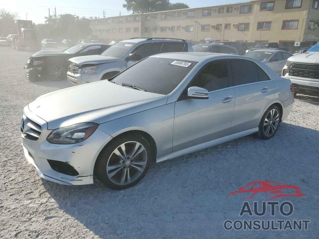 MERCEDES-BENZ E-CLASS 2014 - WDDHF5KB4EB046087