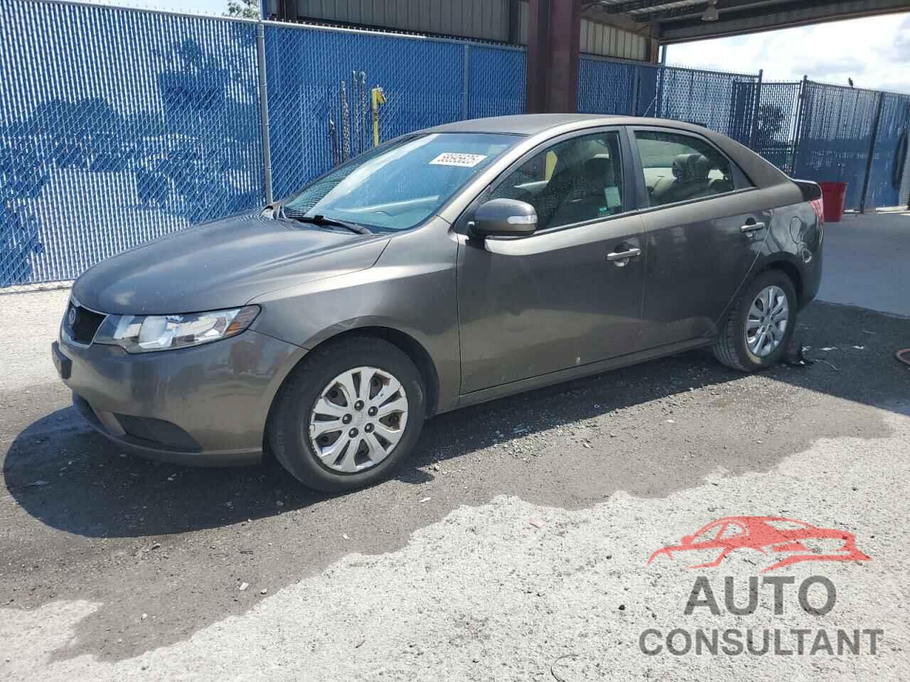 KIA FORTE 2010 - KNAFU4A20A5295544