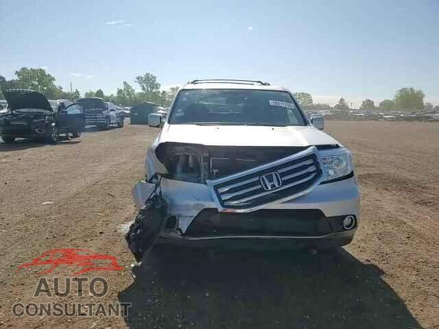 HONDA PILOT 2013 - 5FNYF4H56DB016929