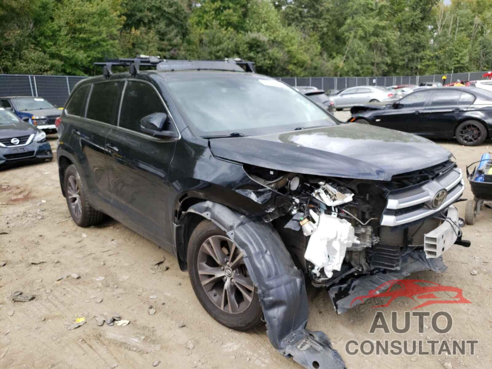 TOYOTA HIGHLANDER 2018 - 5TDZARFH9JS040761