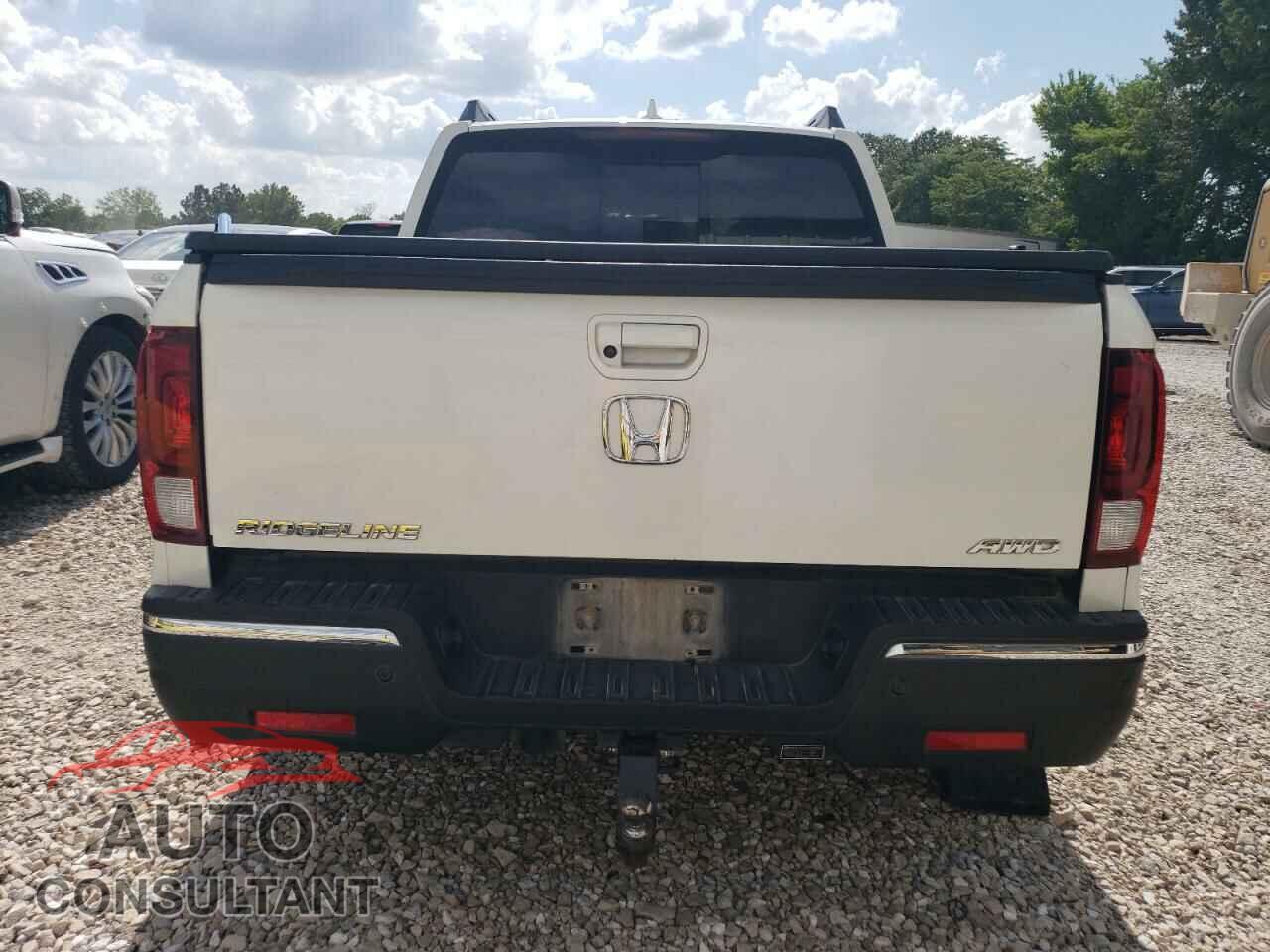HONDA RIDGELINE 2017 - 5FPYK3F76HB014444
