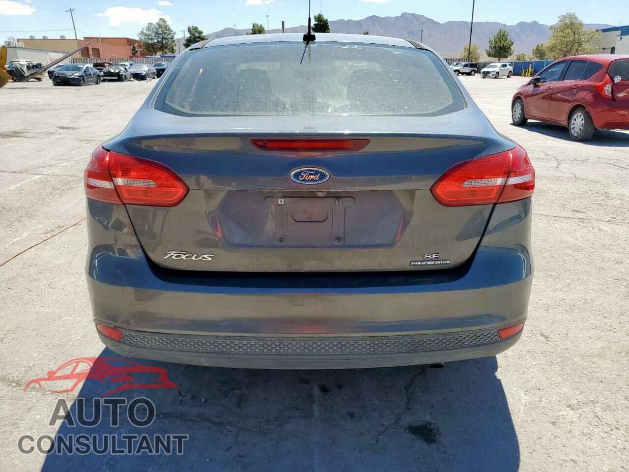 FORD FOCUS 2015 - 1FADP3F28FL219471