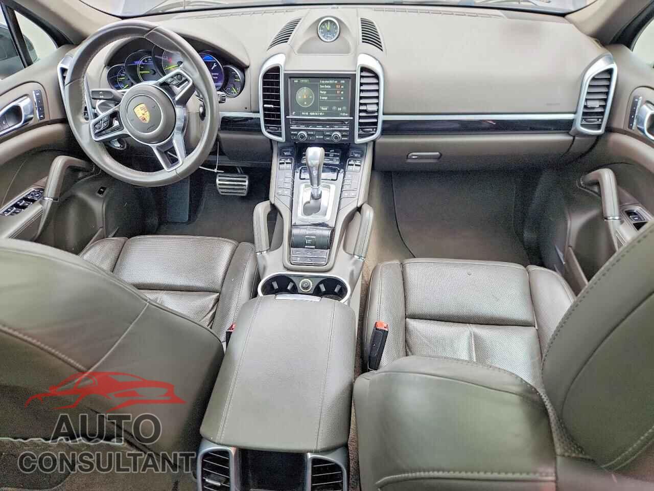 PORSCHE CAYENNE 2016 - WP1AE2A24GLA64342