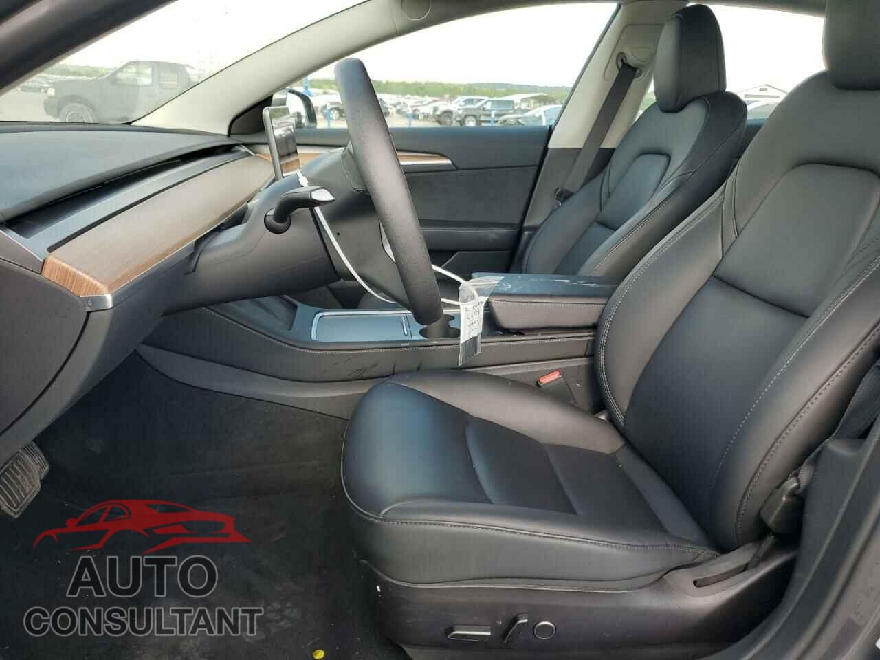 TESLA MODEL 3 2023 - 5YJ3E1EA3PF613084