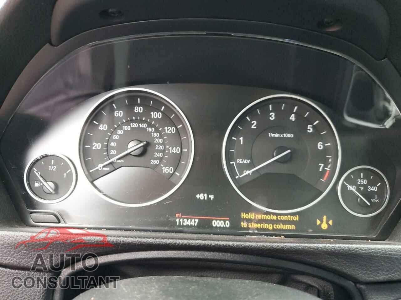 BMW 3 SERIES 2016 - WBA8E9C55GK647456